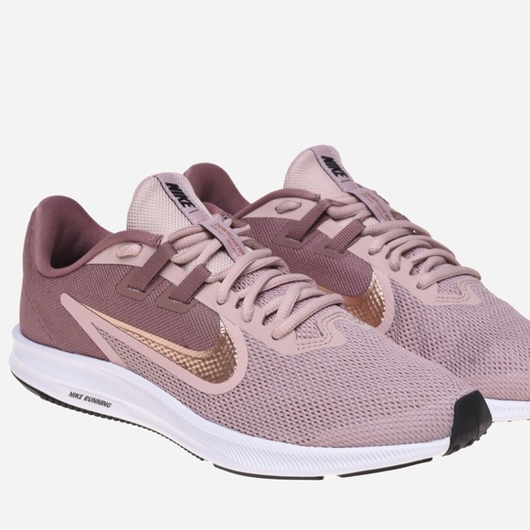 Nike running shoes pink active sneakers - Picture 1 of 5